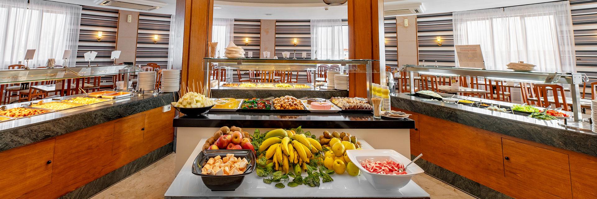 Buffet Desayuno Hotel Elba Lucía