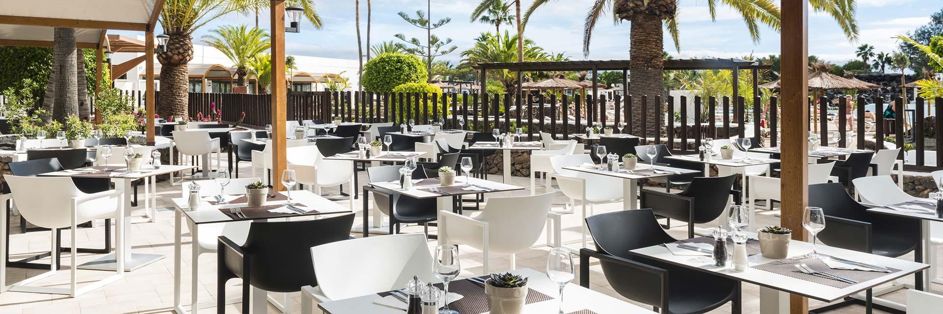 Terraza Restaurante Buffet Yaiza, Elba Lanzarote Royal Village