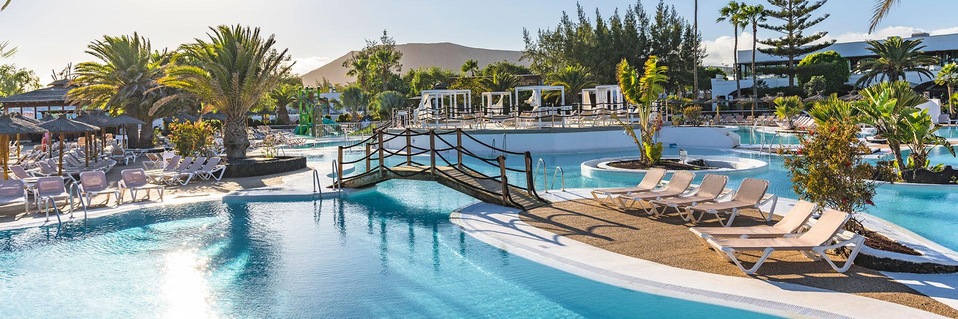 Área piscina Elba Lanzarote Royal Village