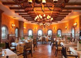 Typisches spanisches und andalusisches Essen in Hotel Elba Estepona