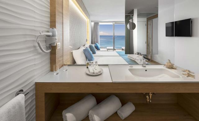 Baño Junior Suite Elba Sunset Mallorca